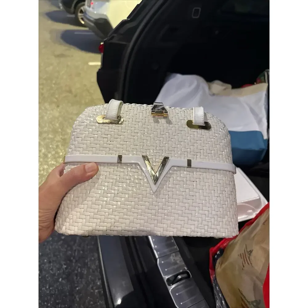 Vintage Mario Valentino White Woven Handbag Made in Italy Gold V Hardware